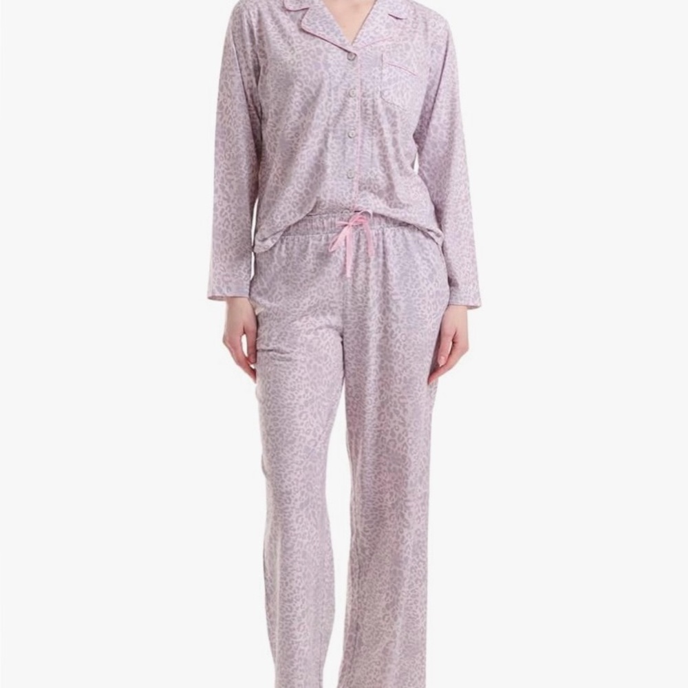 Karen Neuberger Minky Fleece Pajama Set
1- pink/gray XL